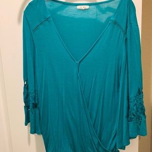 Women’s green blouse embroidered bell sleeves